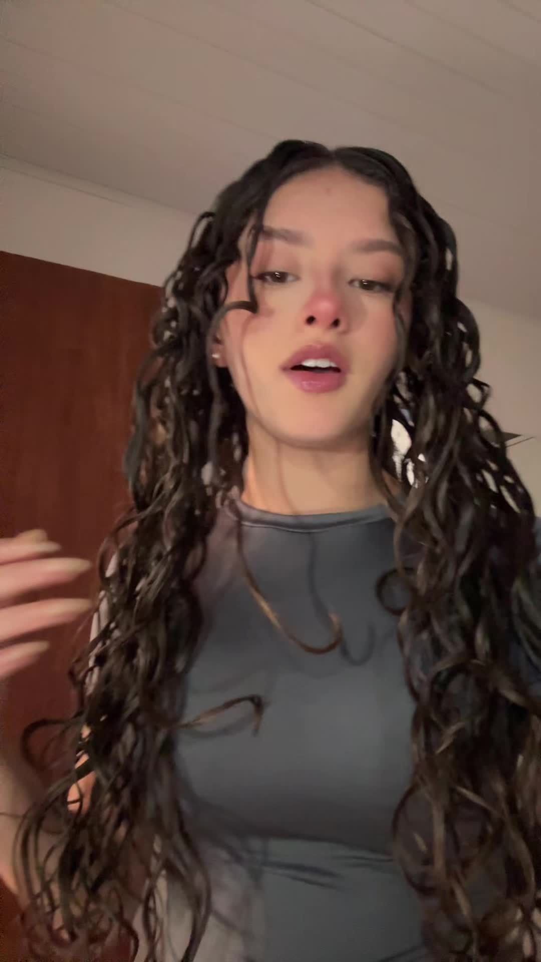 @𝔏𝔞𝔳𝔦𝔫𝔶𝔞 𝔏𝔬𝔭𝔢𝔰