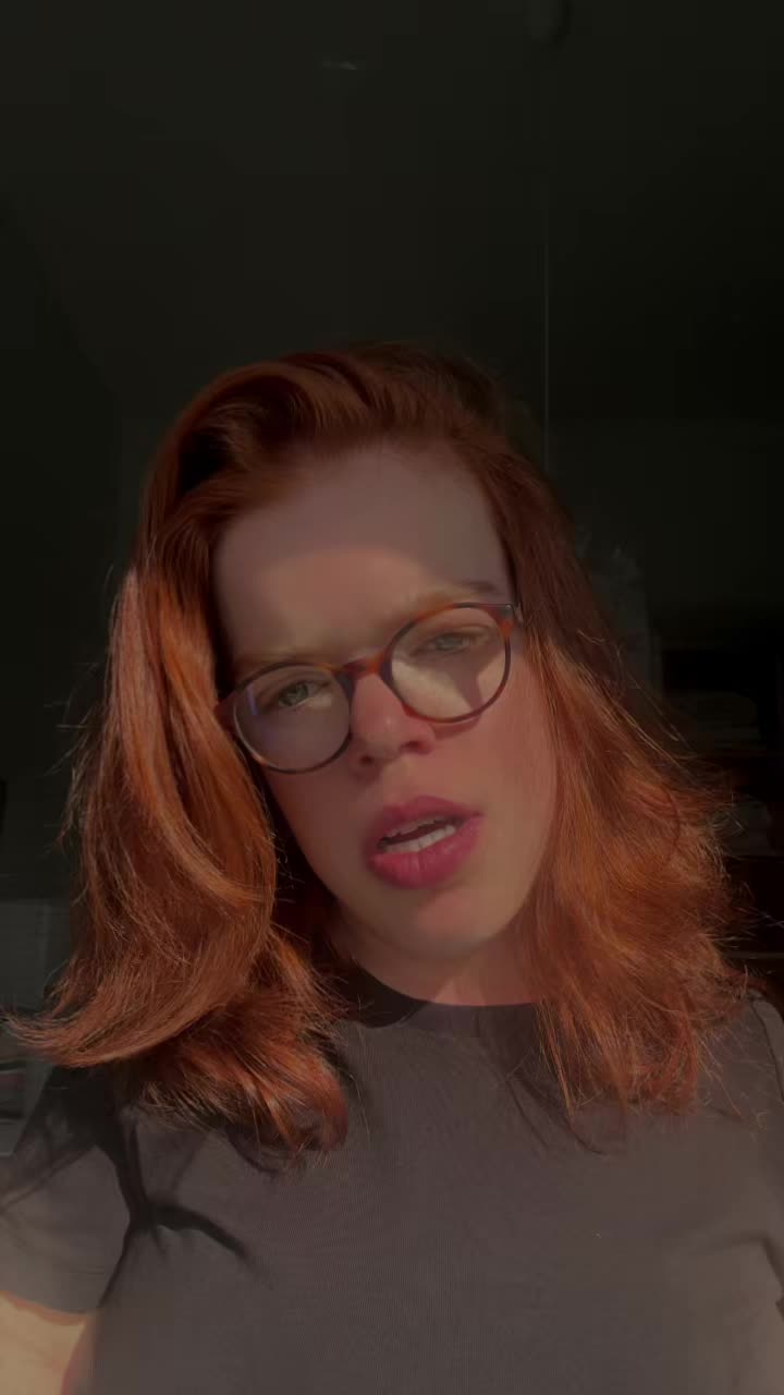 @𝒜𝓃𝒶𝒾̈𝓈