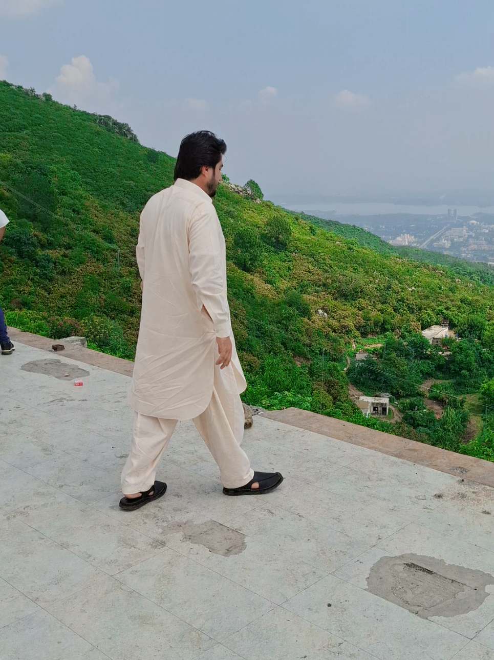 @Shams Afridi