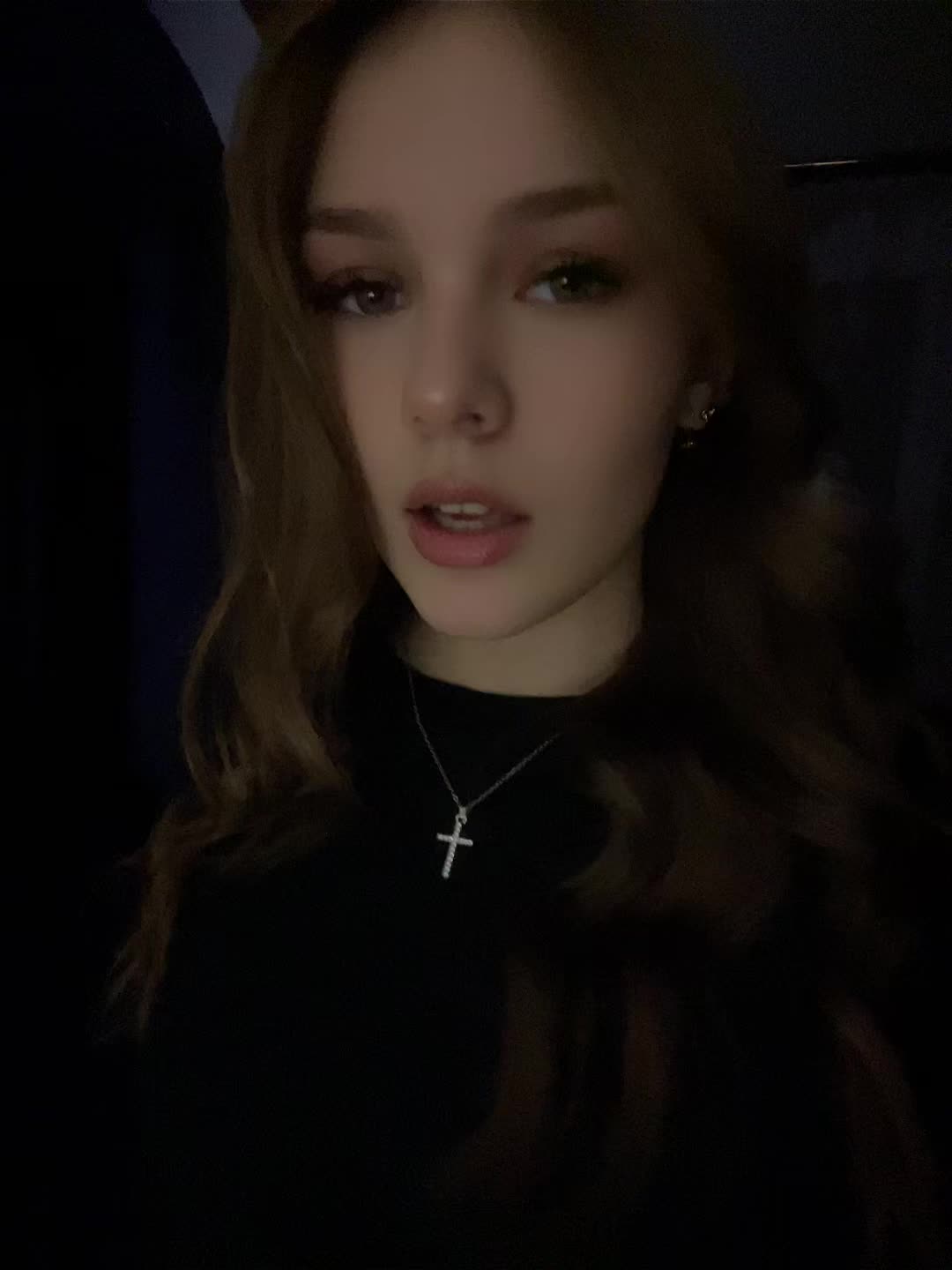 @Poliiinaaa