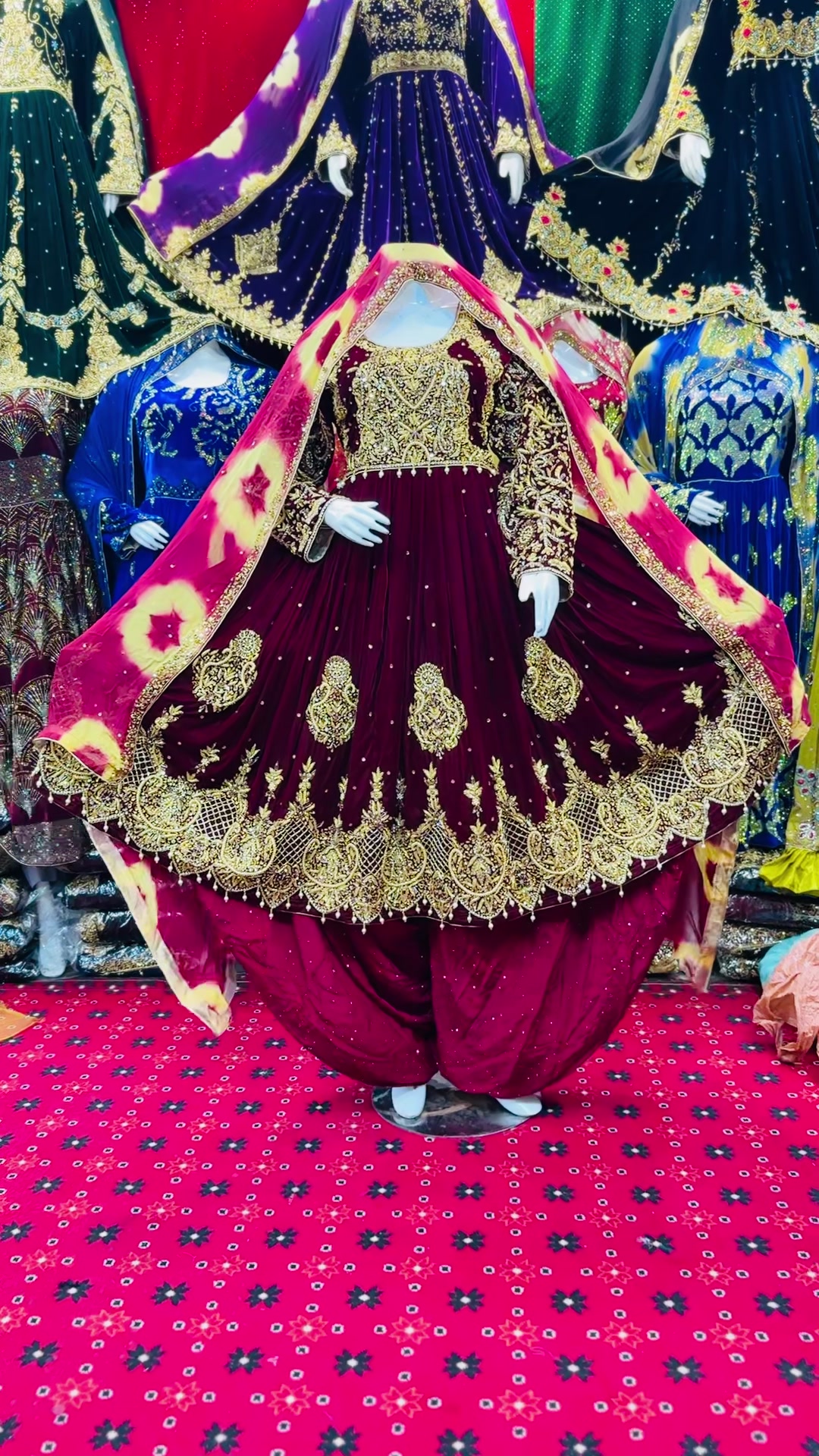 @نیو لباس گارمنٹس
