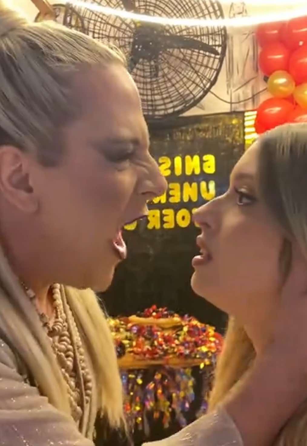 @Nina 🐦🔥