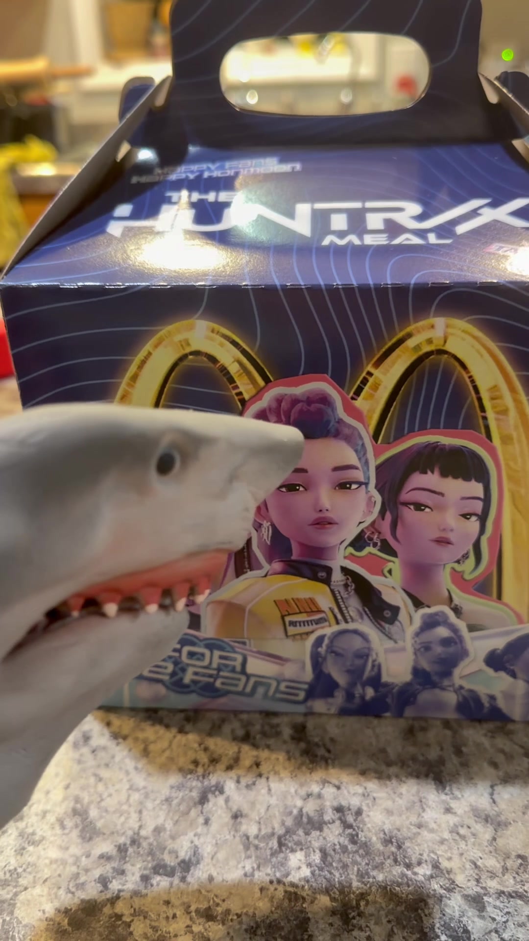 @the.shark.puppet