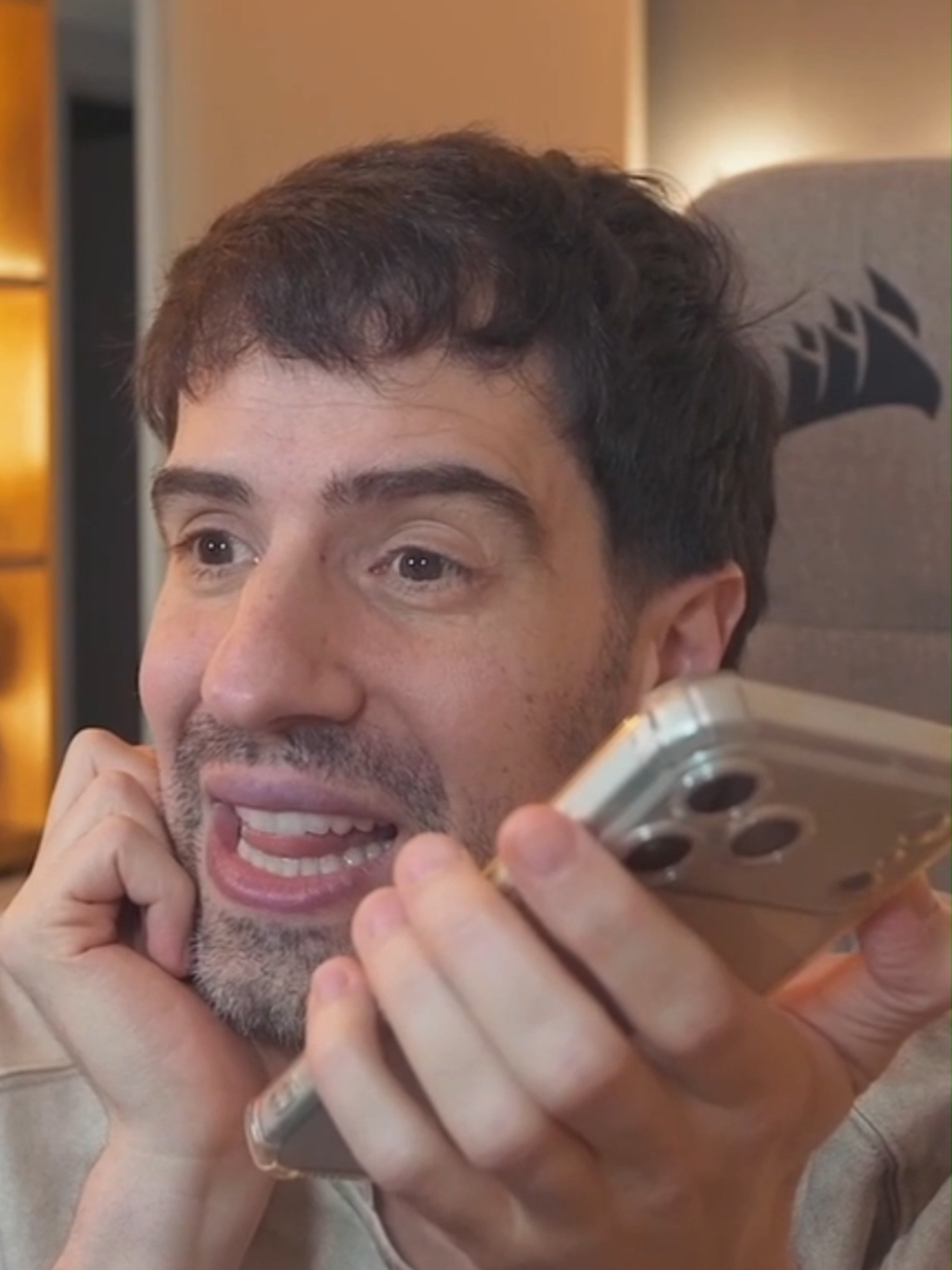 @𝐑𝐎𝐋𝐎 𝐋𝐎𝐏𝐄𝐙
