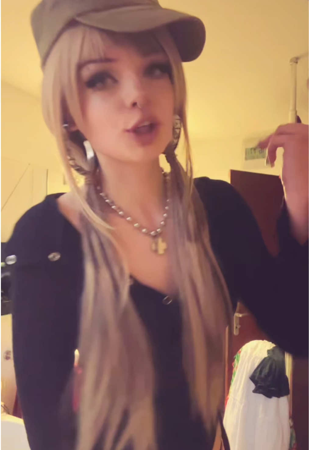 @🐇