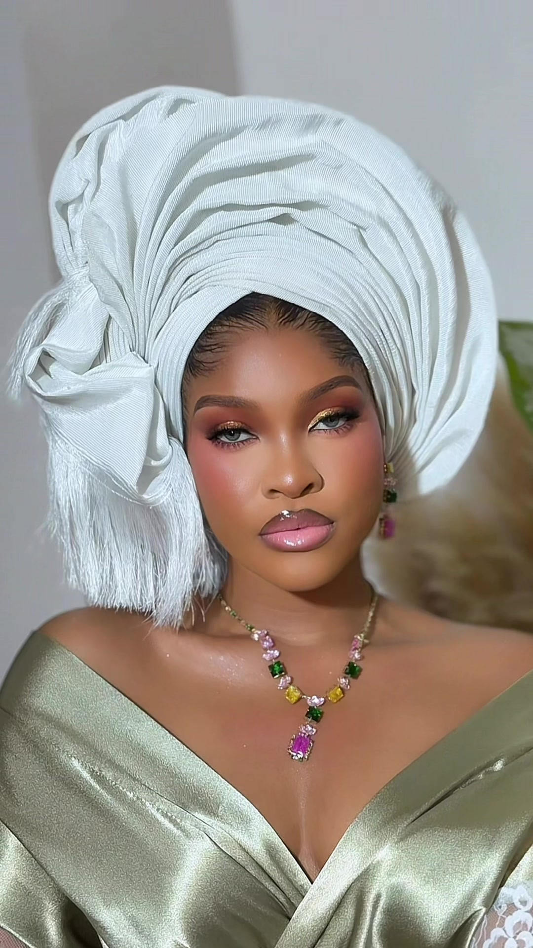 @glambybibee