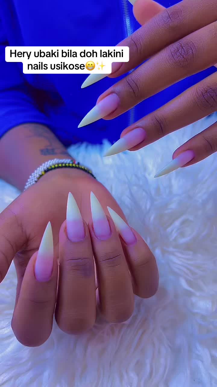 @Essie&rsquo;s glow hub