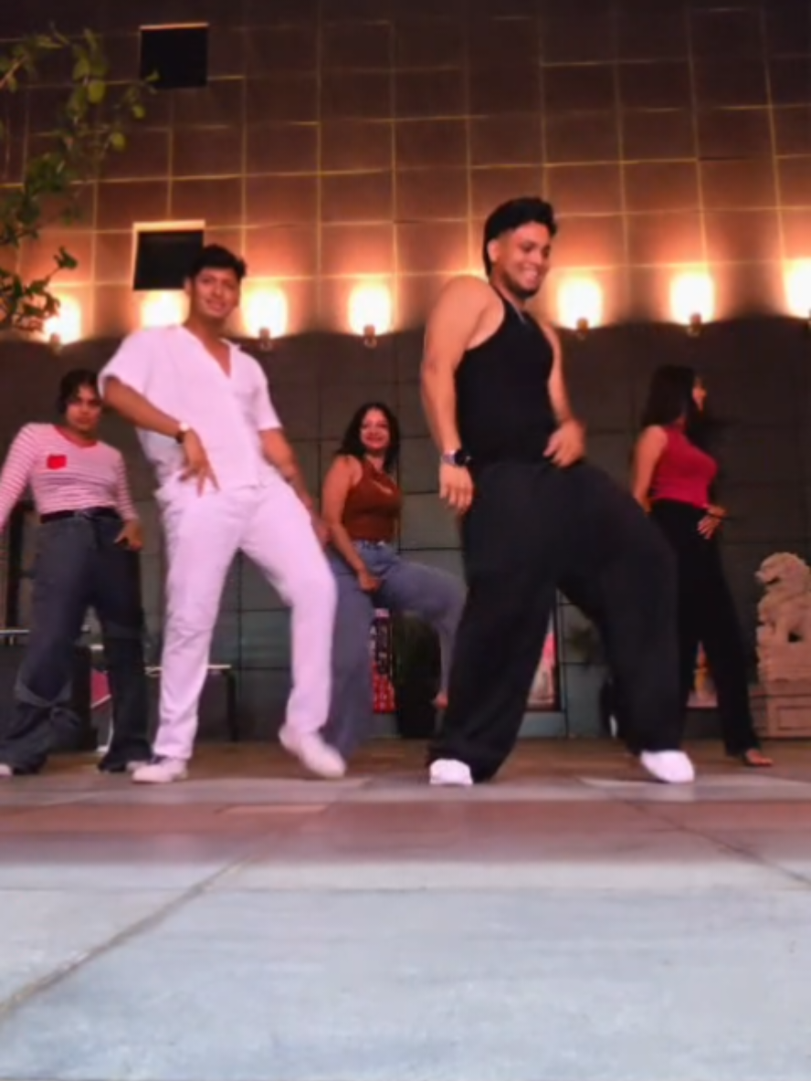 @Ruvishm_Dance_Team ♡