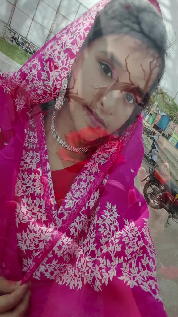 @আম্মুর আদরের মেয়ে