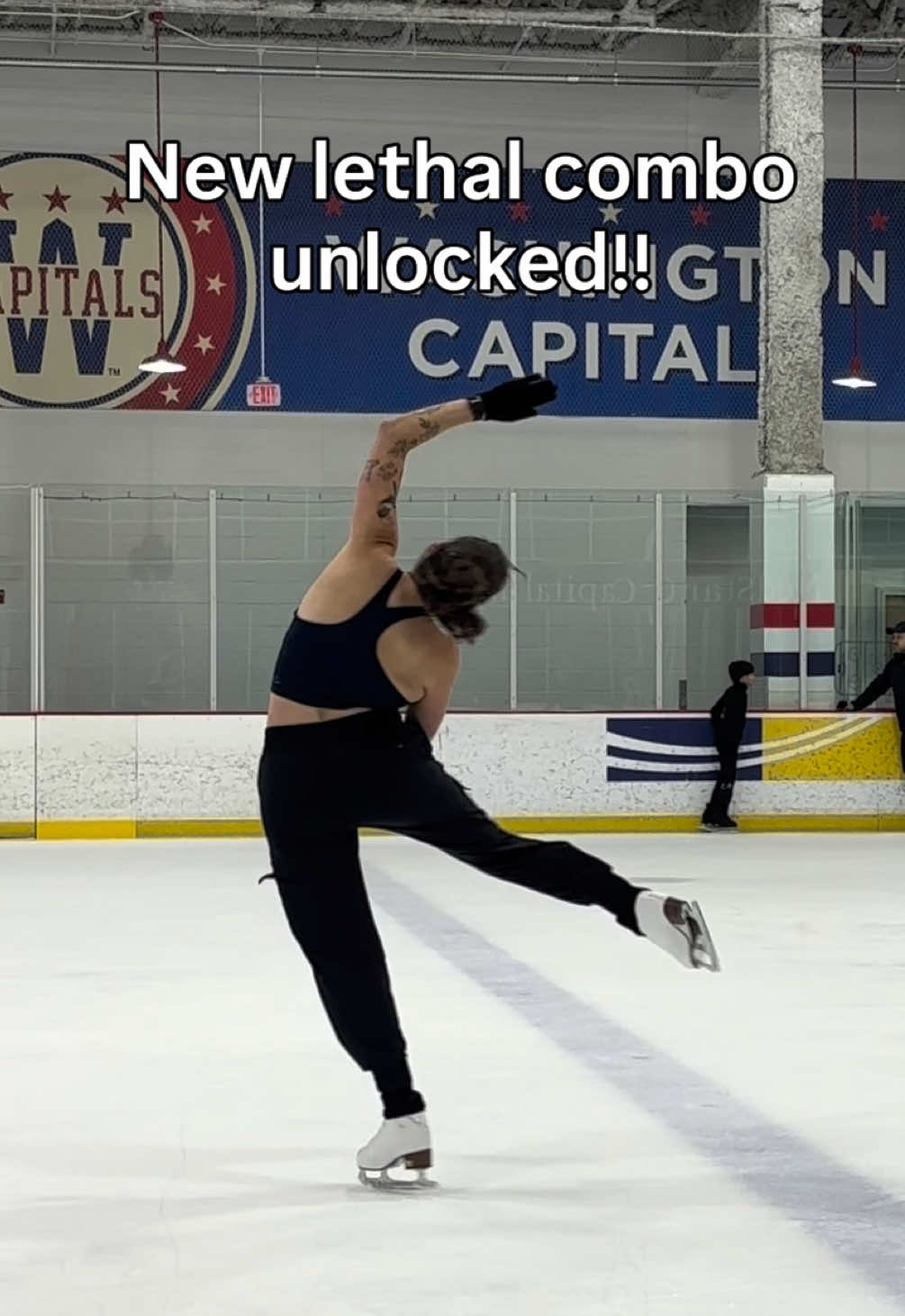 @Eileen 🏳️🌈⛸️ (they/them)