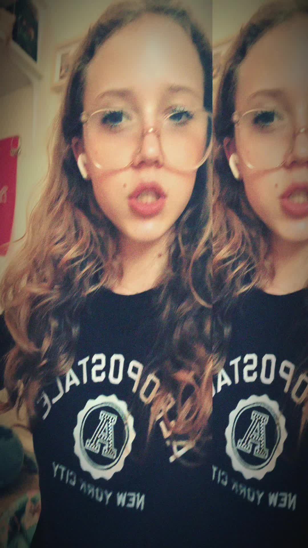 @⃟