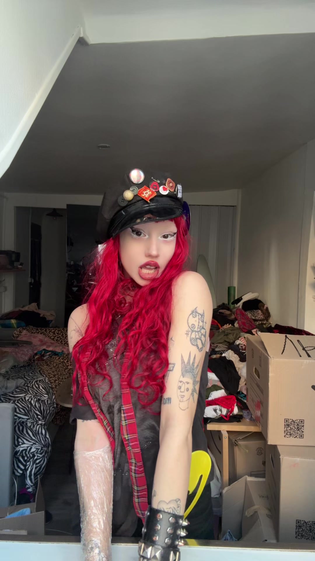 @lea_toute_rouge