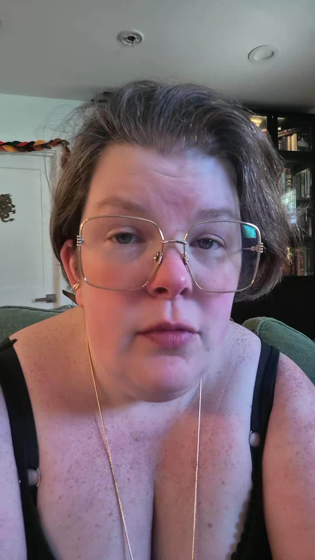 @Nealashitposts