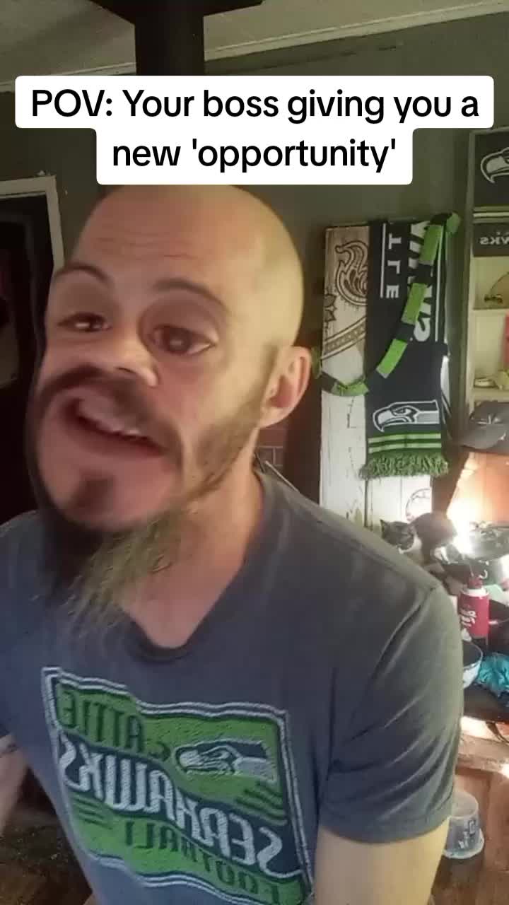 @🤪KrAzY🤪Mike C-Hawk💙💚