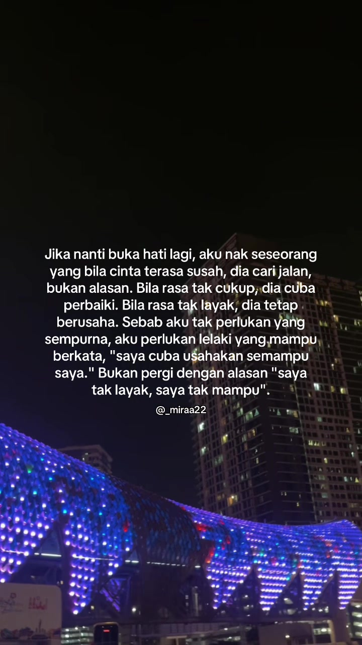 @M I R A 🌸