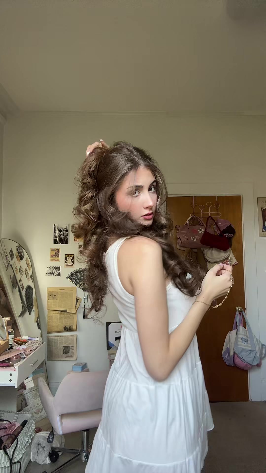@Ana