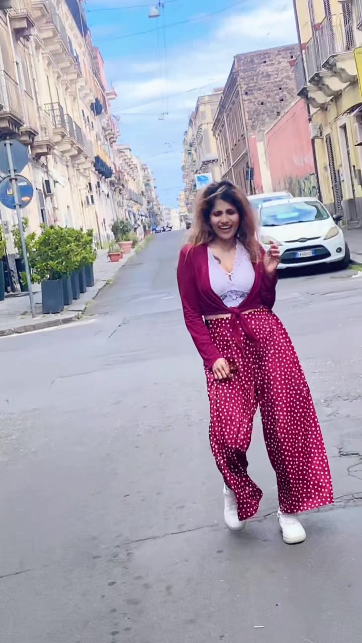 @Maleesha _fernando