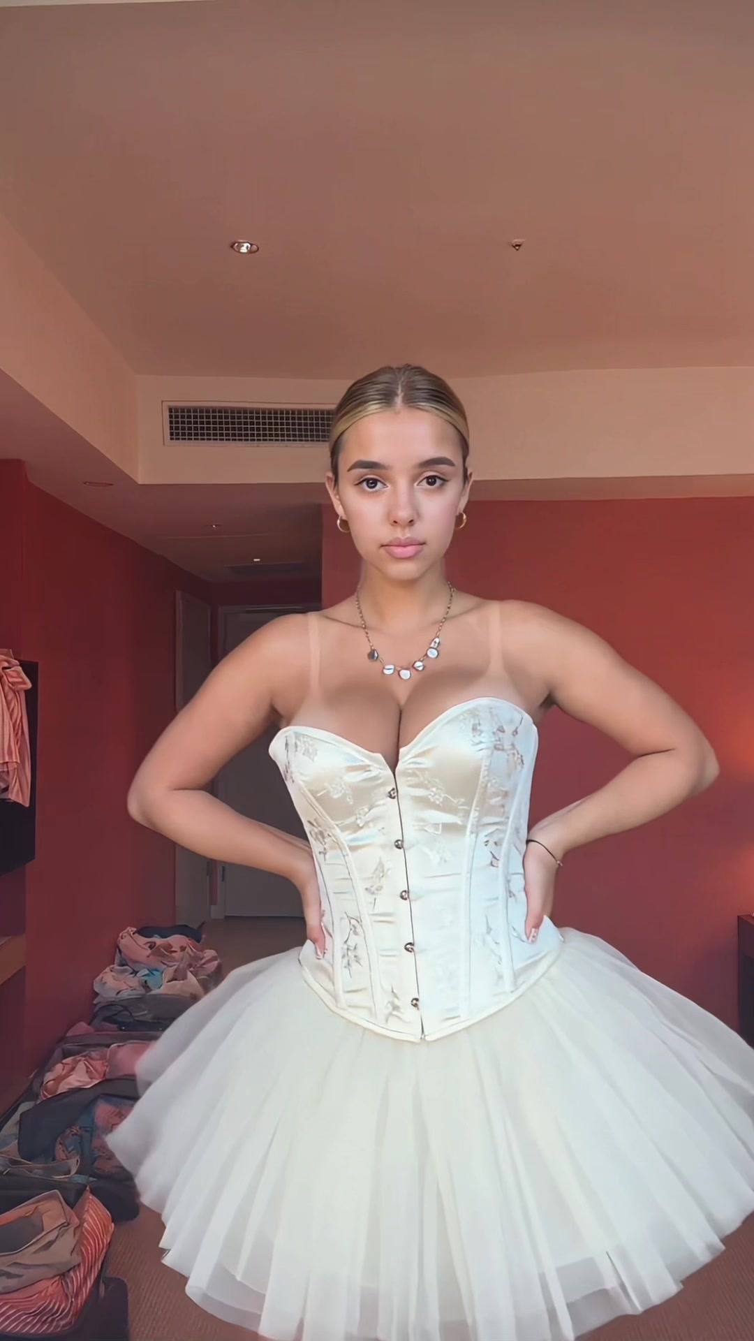 @Lily