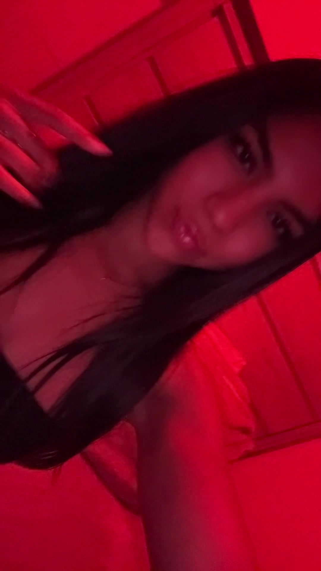 @m.sofia.2