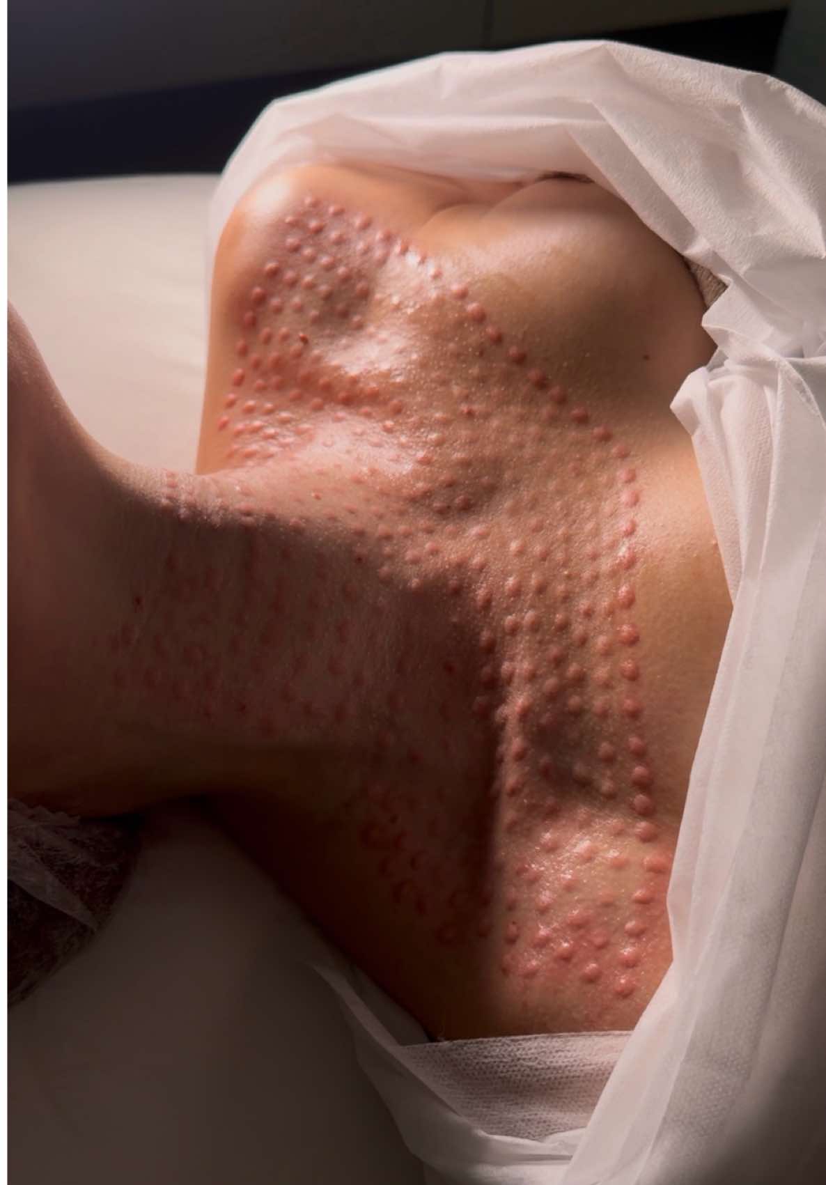 @divine_ray_clinic