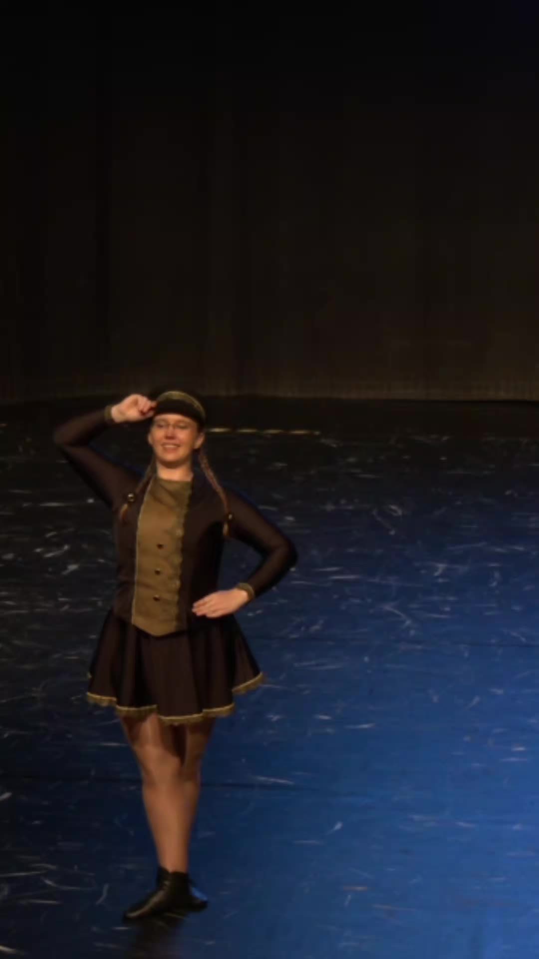 @a_flo_dance