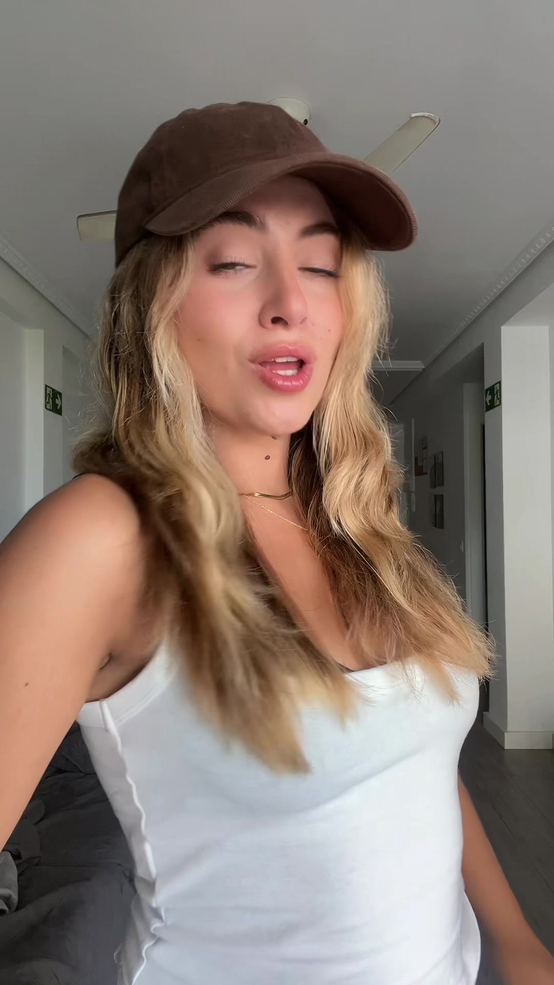 @joannagnn