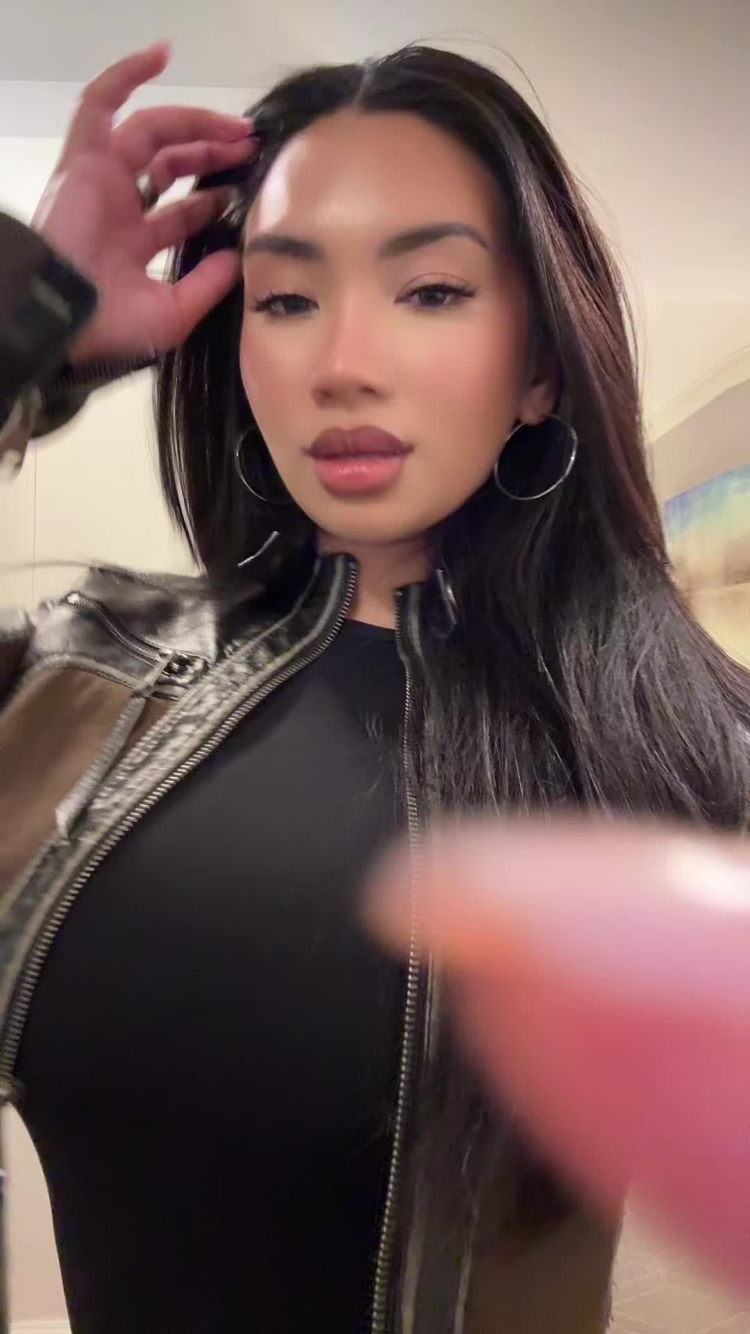 @Sophia