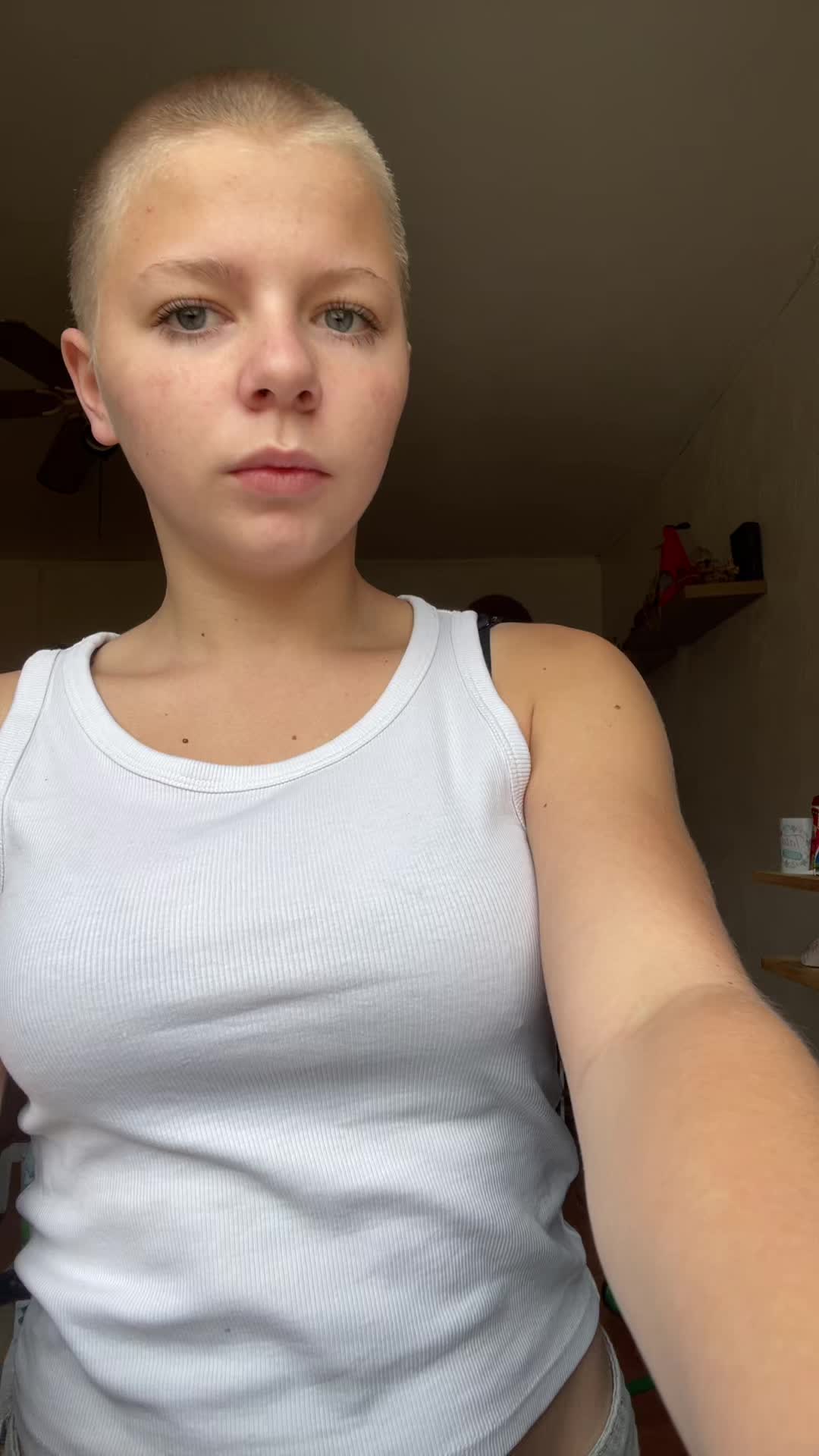 @𝓶𝓲𝓷𝓲 𝓬𝓪𝓽𝓸𝓾