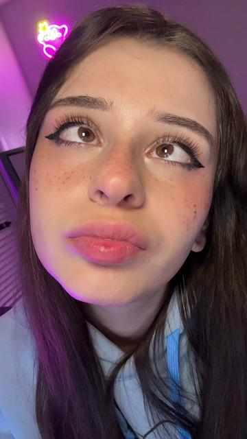 @heyvixie