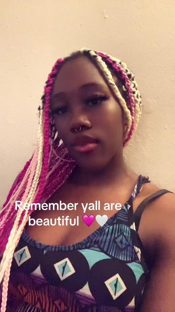 @Leeleezworld💚💙