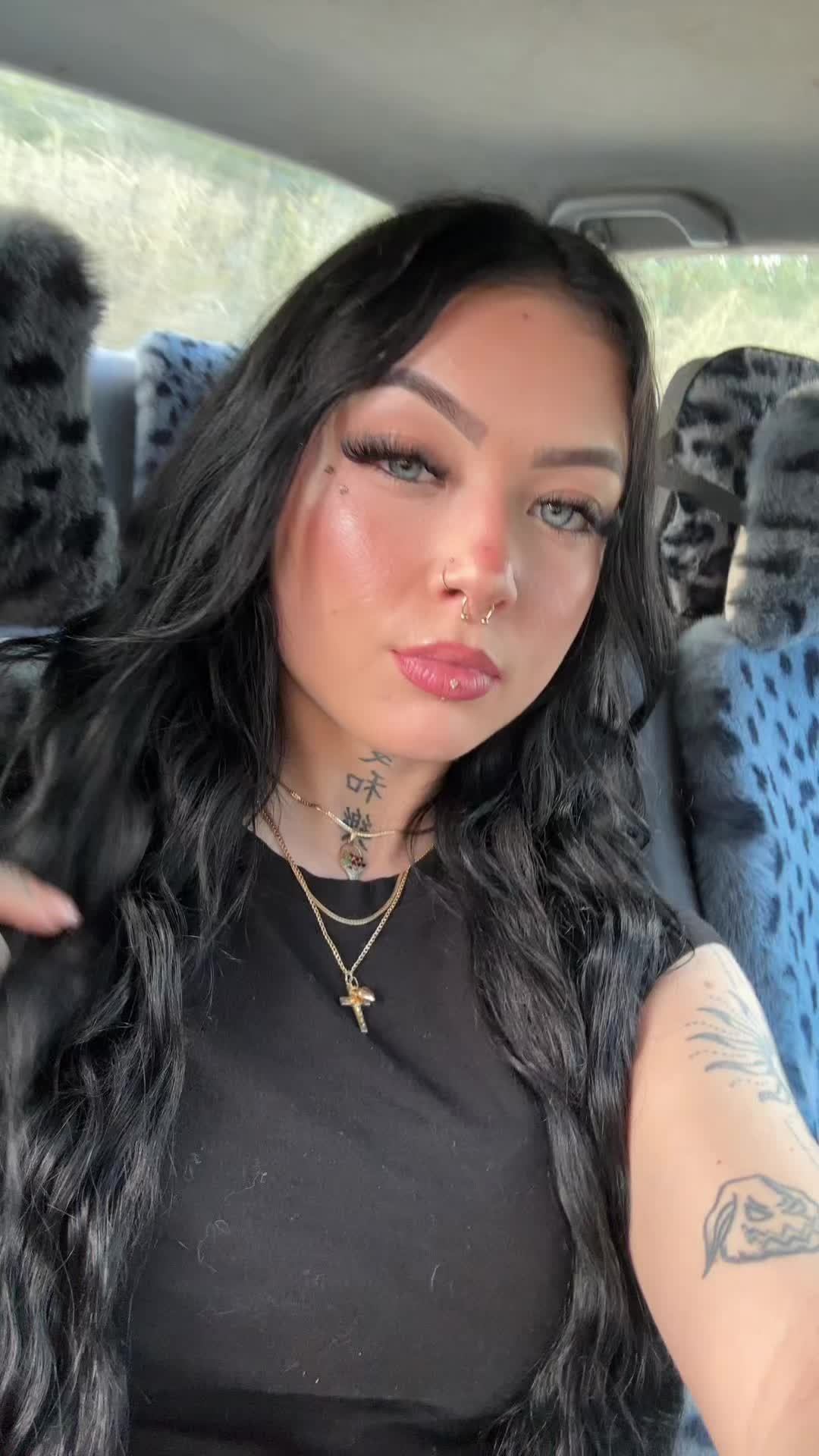 @lilyxrhyan