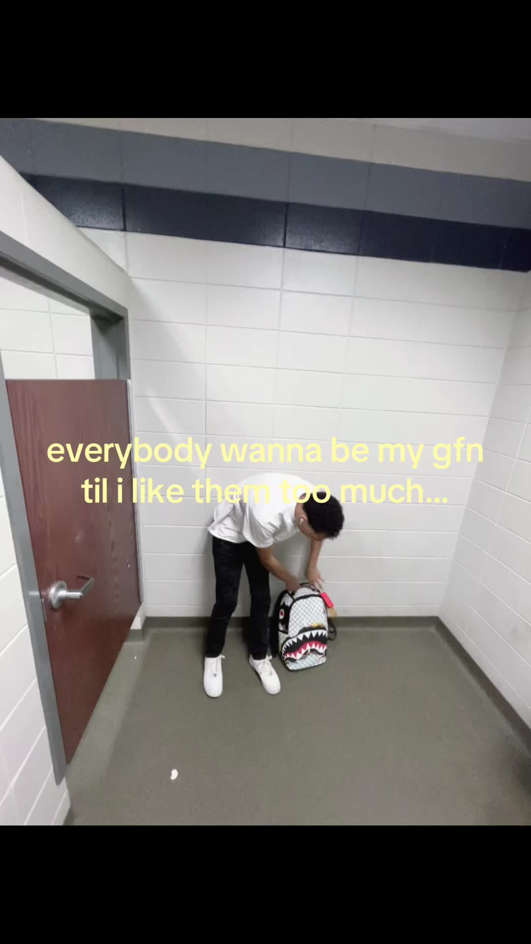 @d3fnot_aaron