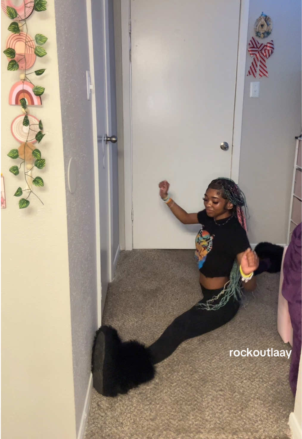 @rockoutlaay