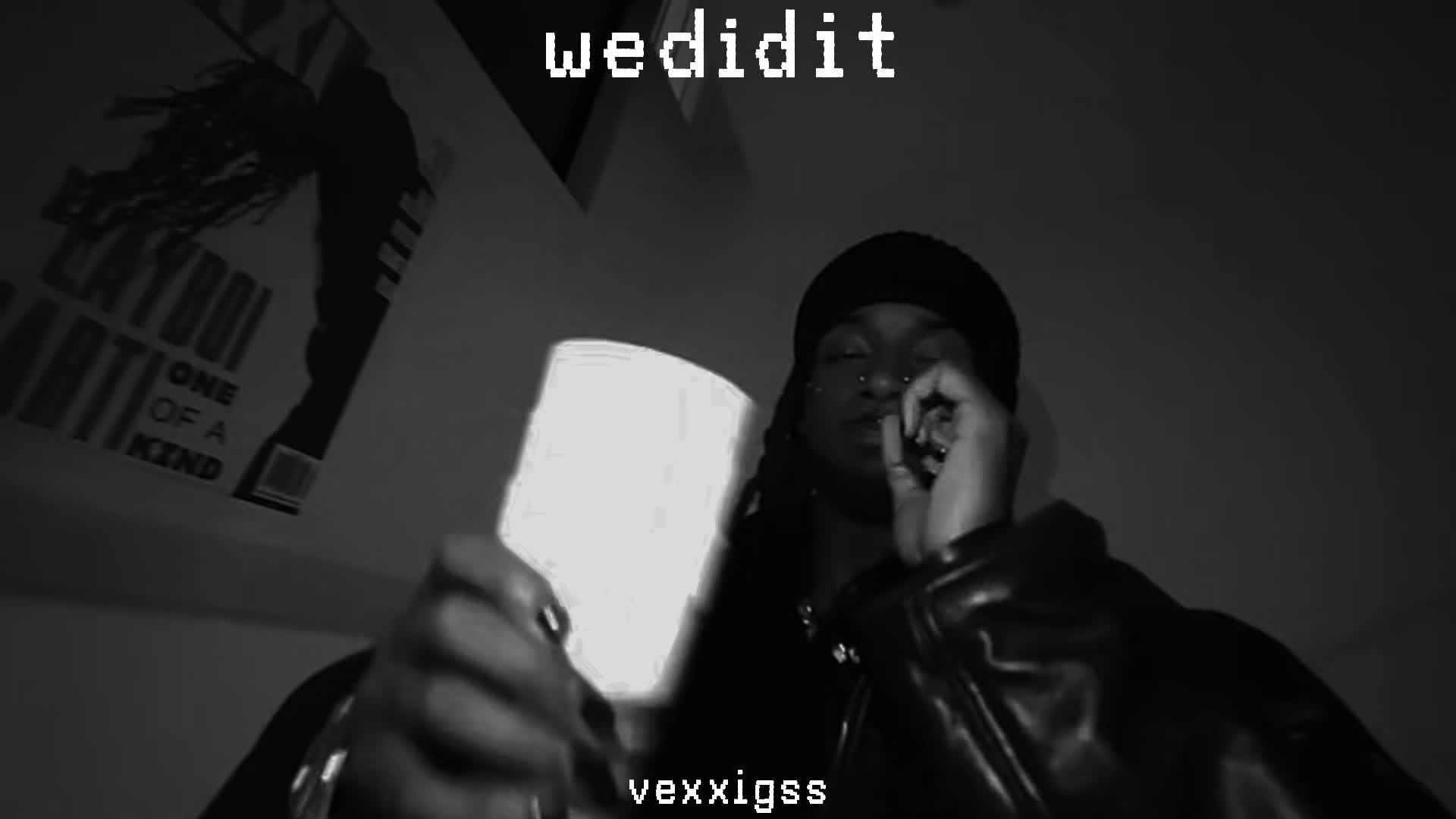 @☿