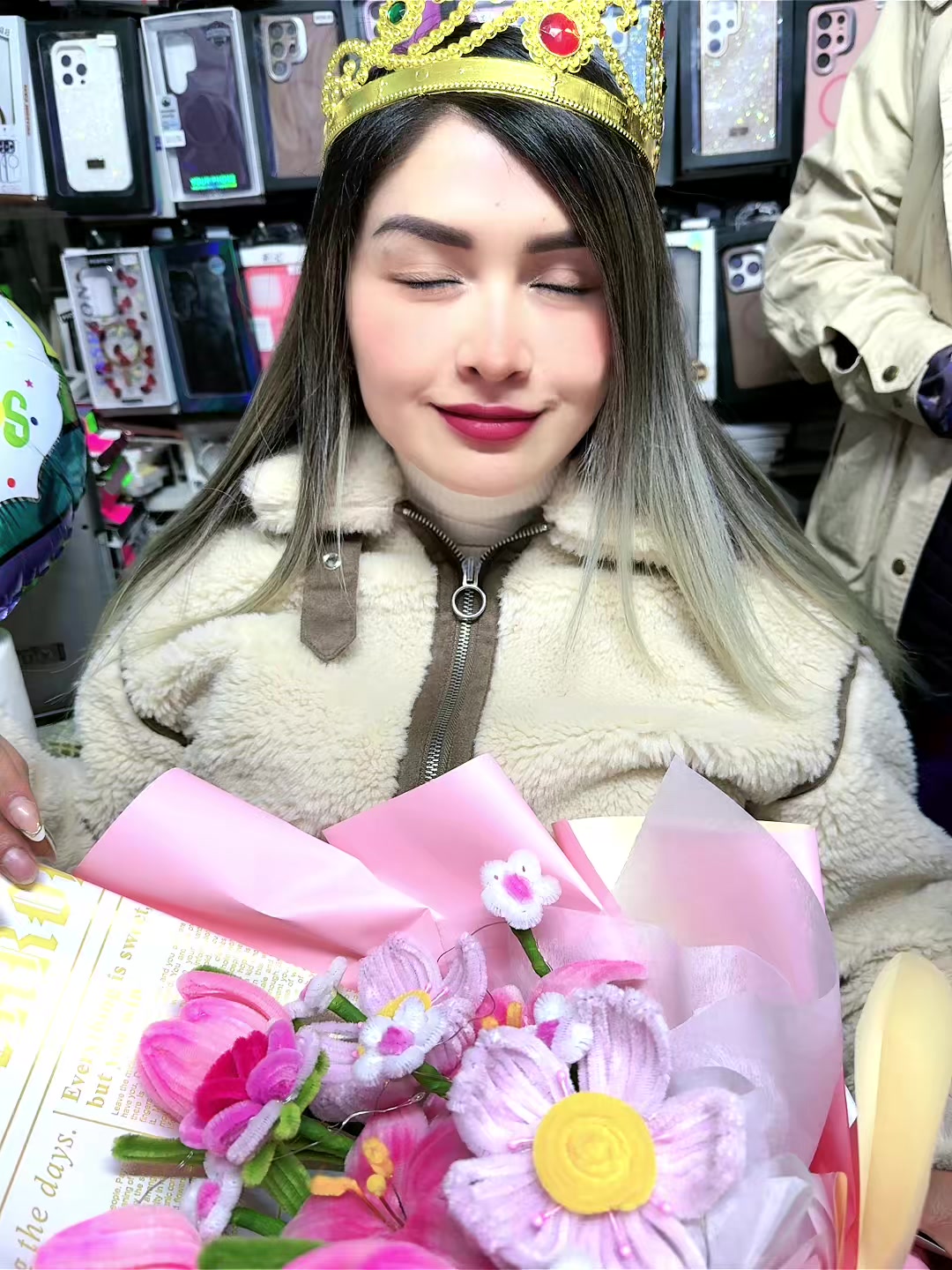 @VIOLETA FLORES VERAMENDI