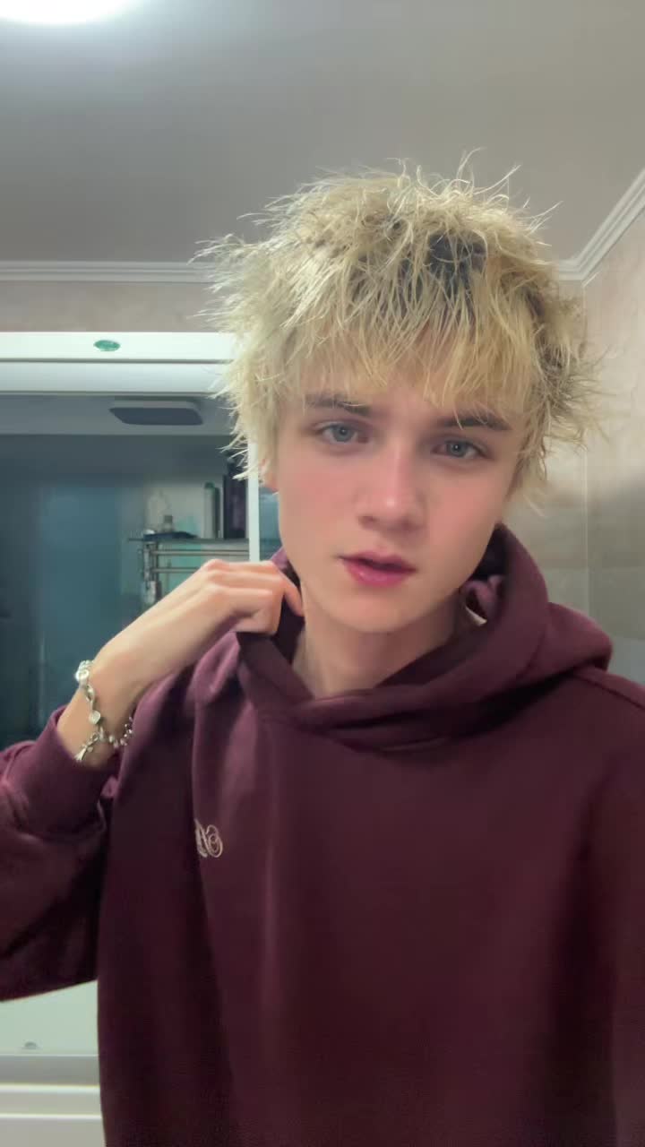 @тгк:я блонд бой