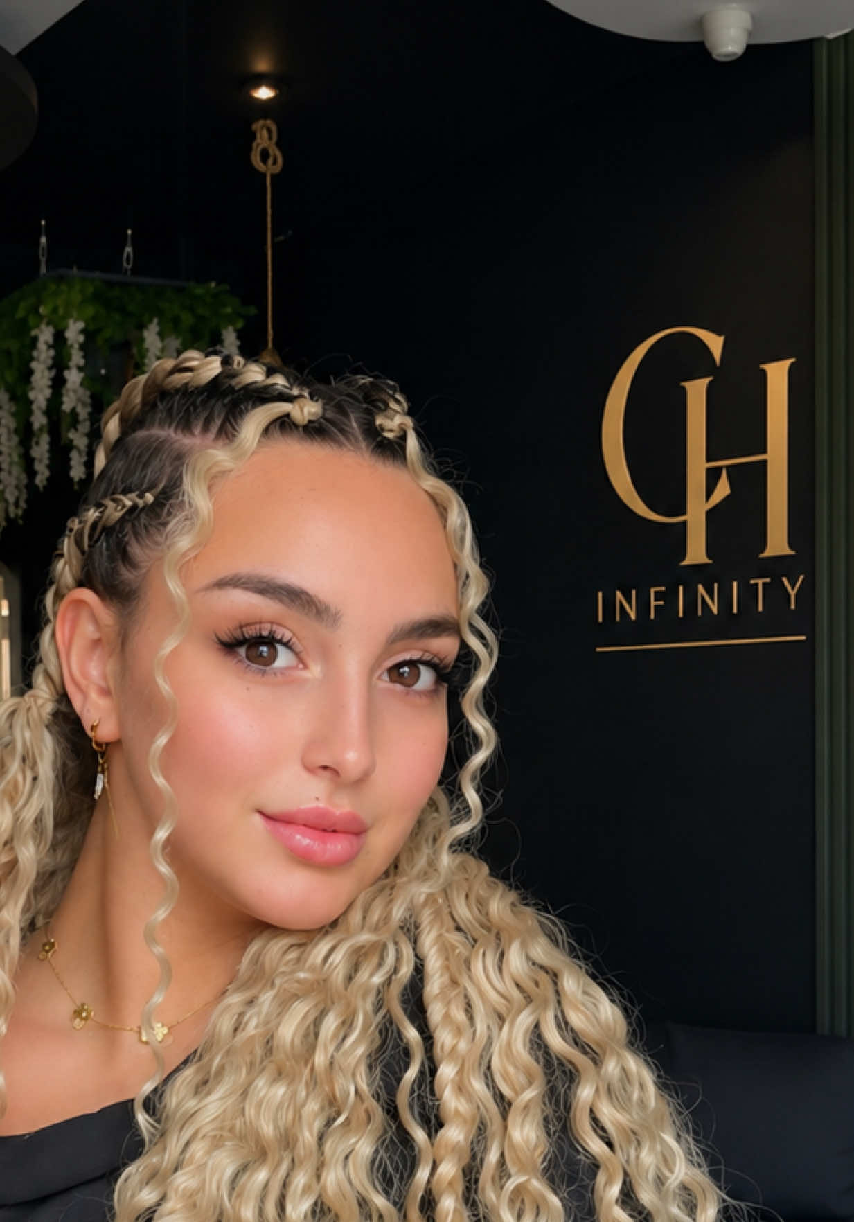 @Ch INFINITY Hair-Braids-beauty