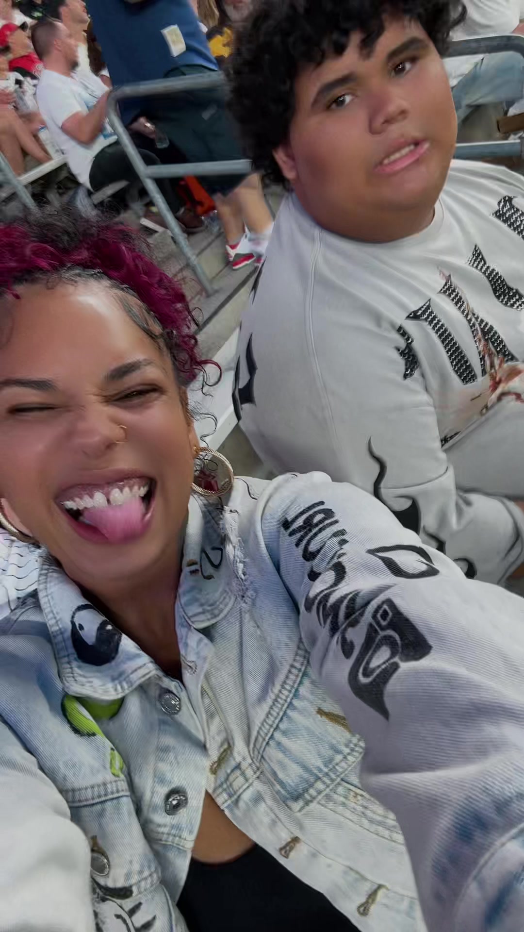 @ShhmoneyCurl
