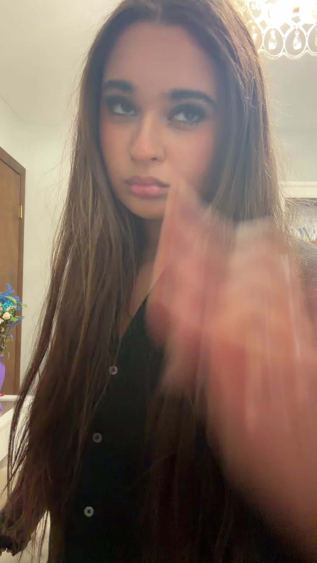 @TyraJade