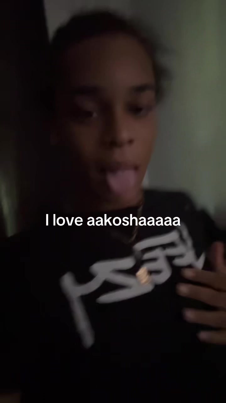 @overlyxl