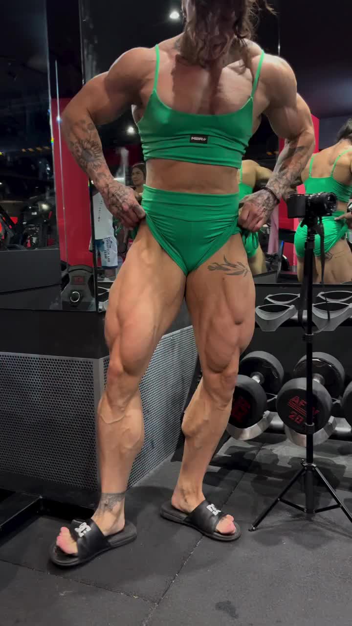 @musclesonmuscles