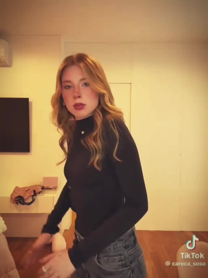 @editoravitória