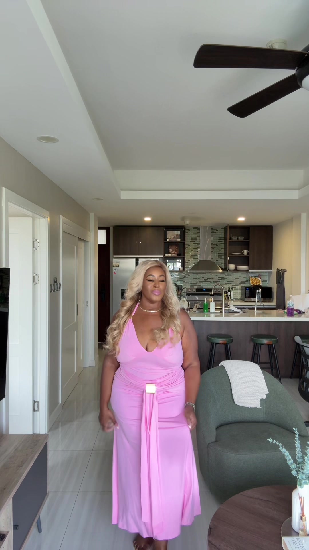 @Nina Beauty Influencer
