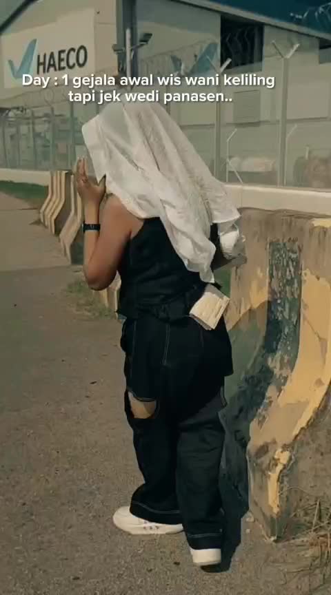 @user2647445183700