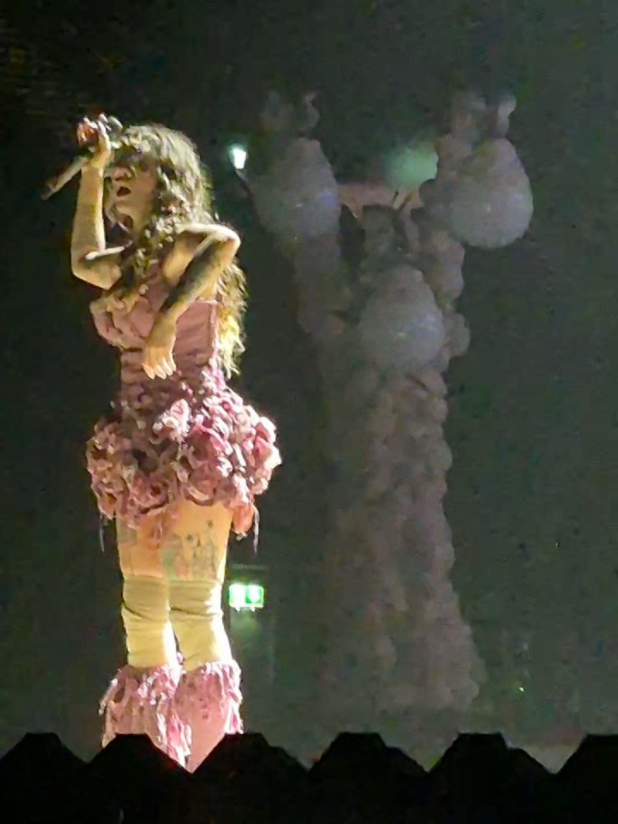@Mia🕯️🍄✨