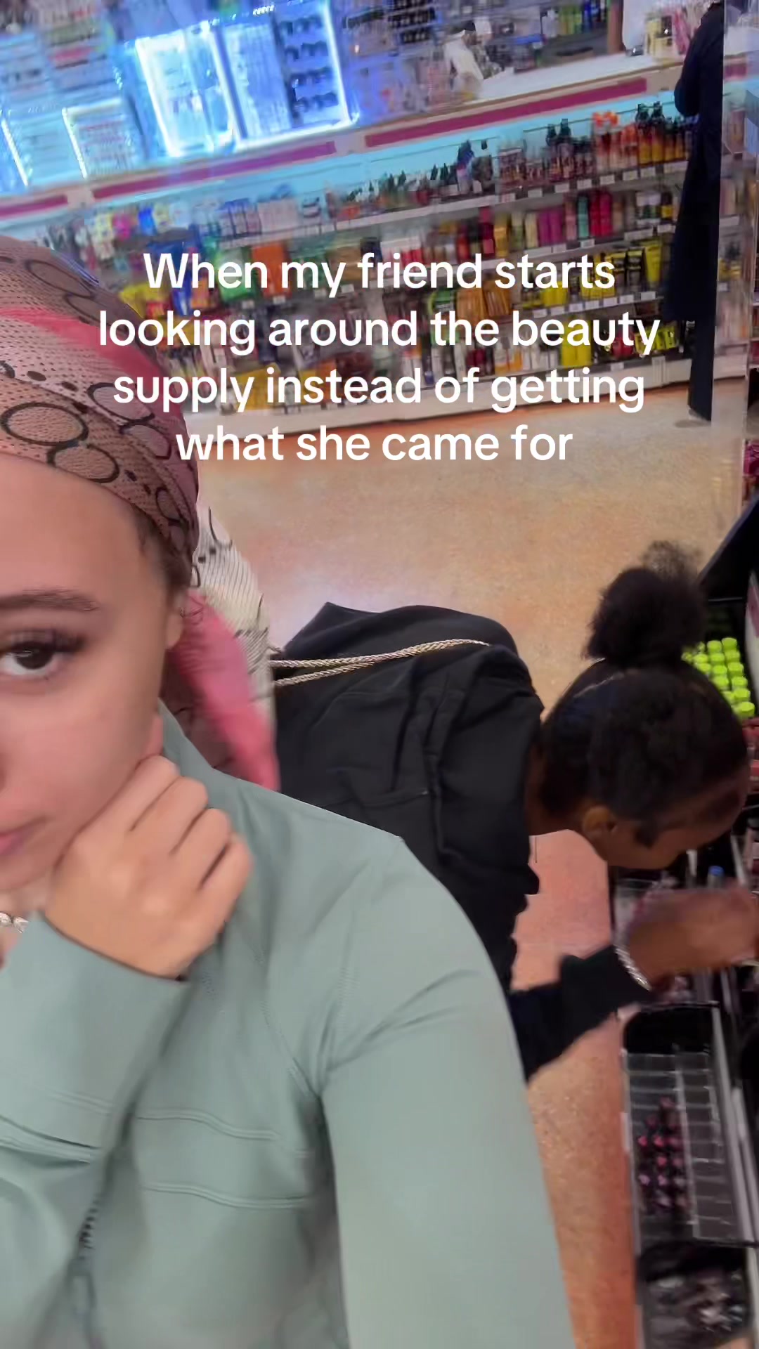 @🐰