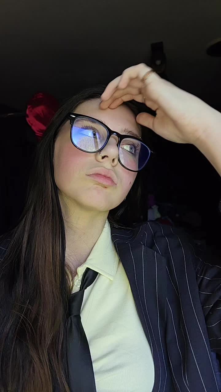 @𝓛𝓪𝓻𝓪🦋