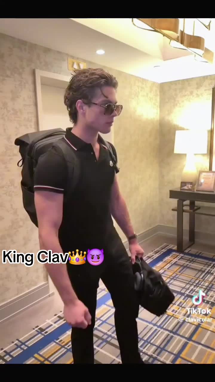 @RainVerseX 🌧️