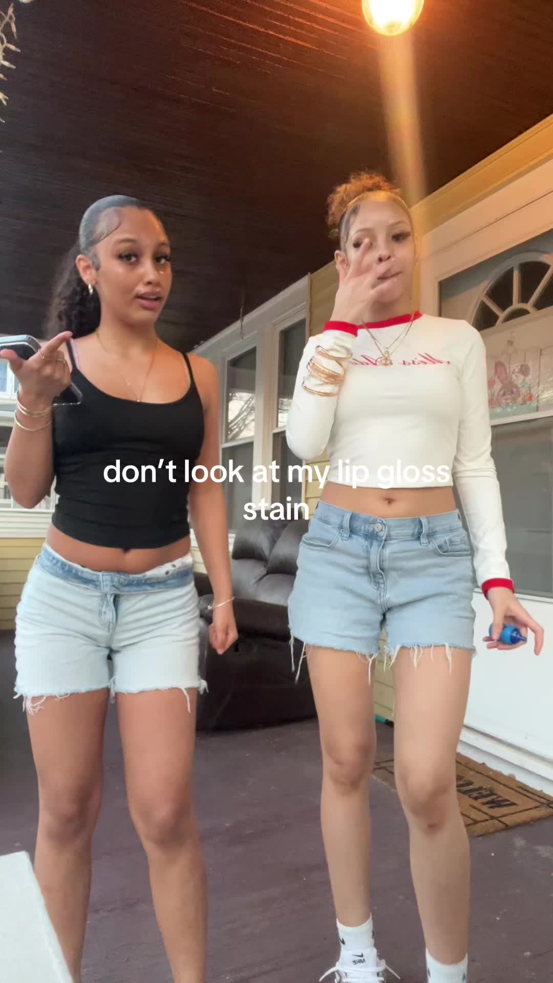 @thecutestcutieintheroom💟