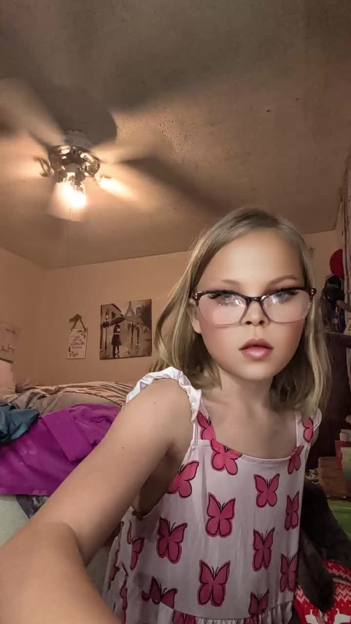 @CaseyRenee❌